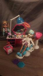 Mooie BRATZ Poppen Set met Schoonheidssalon, Ophalen of Verzenden, Zo goed als nieuw