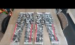 2x broek maat 122-128 merk Unsigned, Ophalen, Zo goed als nieuw, Jongen, Broek