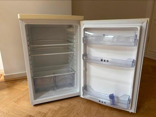 Whirlpool - Vrijstaande tafelmodel koelkast, Witgoed en Apparatuur, Koelkasten en IJskasten, Gebruikt, Zonder vriesvak, 100 tot 150 liter