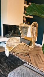 HK living egg chair. Rotan stoel/ fauteuil, Huis en Inrichting, Ophalen, Overige materialen, Zo goed als nieuw, 50 tot 75 cm