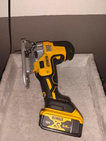DeWalt Accu Decoupeerzaag beschikbaar voor biedingen