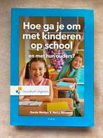 Hoe ga je om met kinderen op school en met hun ouders?, Gerda Woltjer; Harry Janssens, Zo goed als nieuw, Alpha, HBO