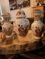 Te koop 3 delige chinese kast set 2 vazen en 1 pot, Ophalen