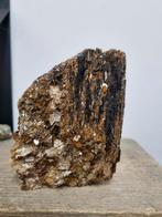 Staande schorl toermalijn met mica, Ophalen of Verzenden, Mineraal