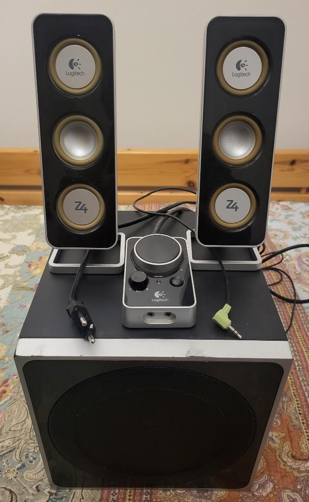Logitech Z4 2.1 speakersset, Computers en Software, Pc speakers, Gebruikt, Audiokanaal 2.1, Ophalen