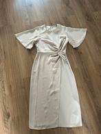 Asos beige jurk maat 34, Beige, Ophalen of Verzenden, Zo goed als nieuw, Maat 34 (XS) of kleiner