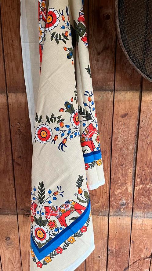 Zweeds Tafellaken Dalarna Paard Vintage, Antiek en Kunst, Antiek | Kleden en Textiel, Ophalen of Verzenden
