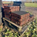 Diverse partijen beschadigde rubber tegels. €2,95 per m2, Ophalen, Gebruikt, -, -