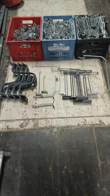 Winkelhangers | Gebruikt | €0,50 per stuk | beschikbaar voor biedingen