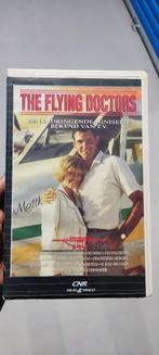 The Flying Doctors (dubbele) videoband, Cd's en Dvd's, Dvd's | Tv en Series, Gebruikt, Verzenden