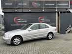 Mercedes-Benz C-klasse 200 K. Elegance AUT|AIRCO|V.A PDC|CRU, Origineel Nederlands, Te koop, Zilver of Grijs, 5 stoelen