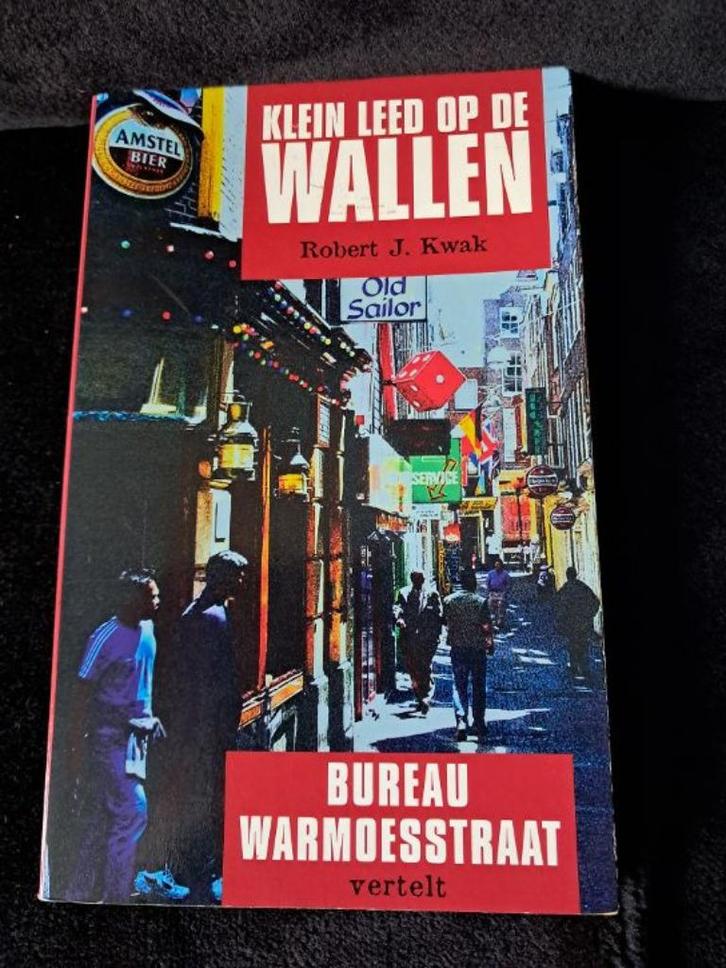 Klein leed op de wallen: R Kwak, Boeken, Essays, Columns en Interviews, Zo goed als nieuw, Ophalen of Verzenden