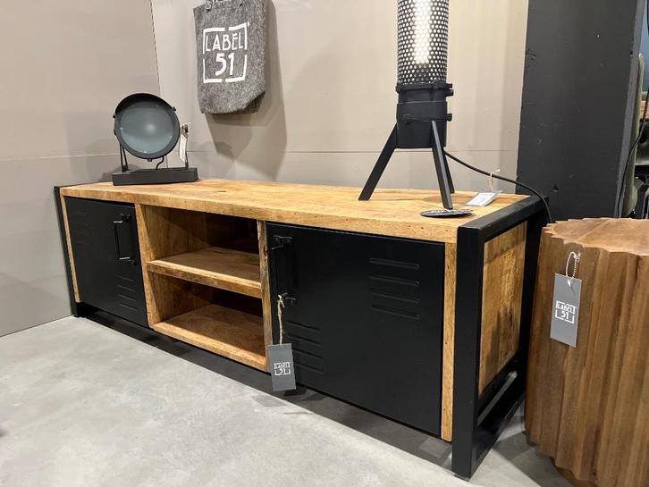 TV-MEUBEL BRUSSELS | Label 51| MANGOHOUT | 160 CM, Huis en Inrichting, Kasten | Televisiemeubels, Zo goed als nieuw, Minder dan 100 cm