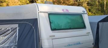 persoons Adria Unica B 502 dk met stapelbed en voortent beschikbaar voor biedingen
