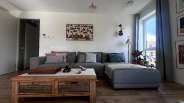 Garage Sale - House items beschikbaar voor biedingen