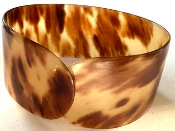 Antieke tortoise  cuff armband beschikbaar voor biedingen