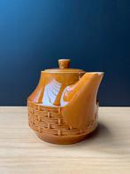 Vintage theepot met oranje glazuur, Ophalen of Verzenden, Gebruikt