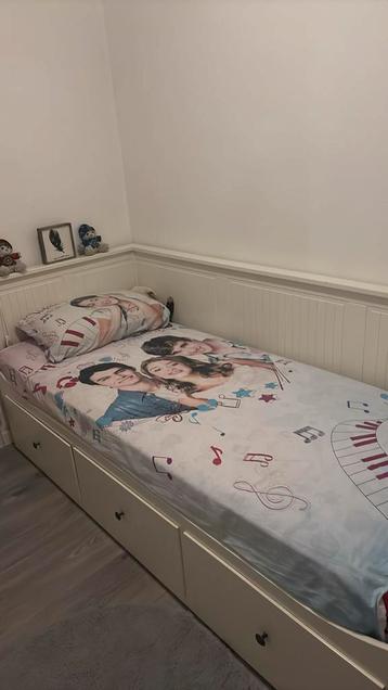 2 laden bed van ikea beschikbaar voor biedingen