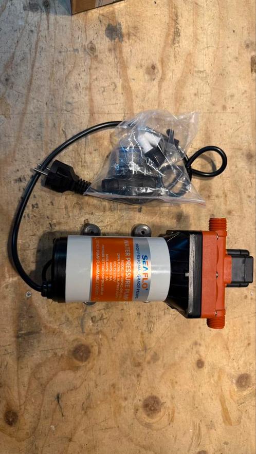 Seaflow Membraanpomp drinkwaterpomp 230V, 18.9 L/min 3.8 bar, Doe-het-zelf en Verbouw, Overige Doe-het-zelf en Verbouw, Nieuw
