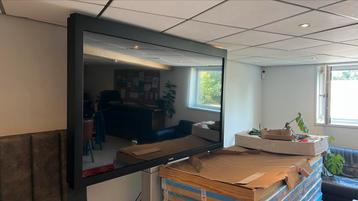Groot scherm ctouch 180 bij 100 beschikbaar voor biedingen
