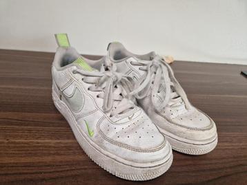NIKE AIR sneakers, maat 36,5 beschikbaar voor biedingen