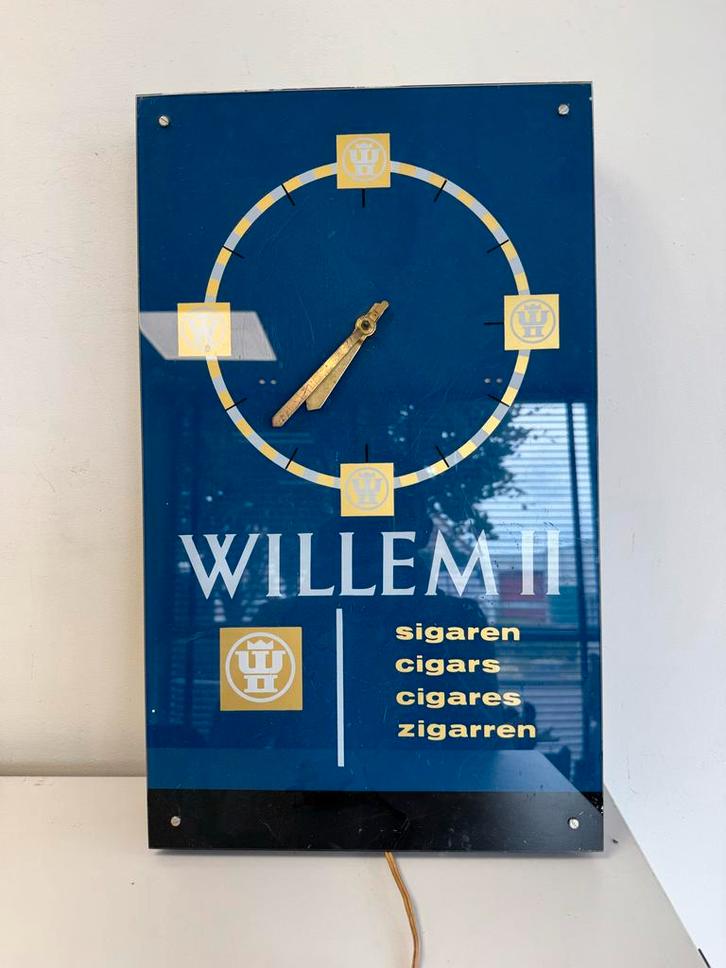 Vintage Willem II Sigaren Reclame Klok, Antiek en Kunst, Antiek | Klokken, Ophalen