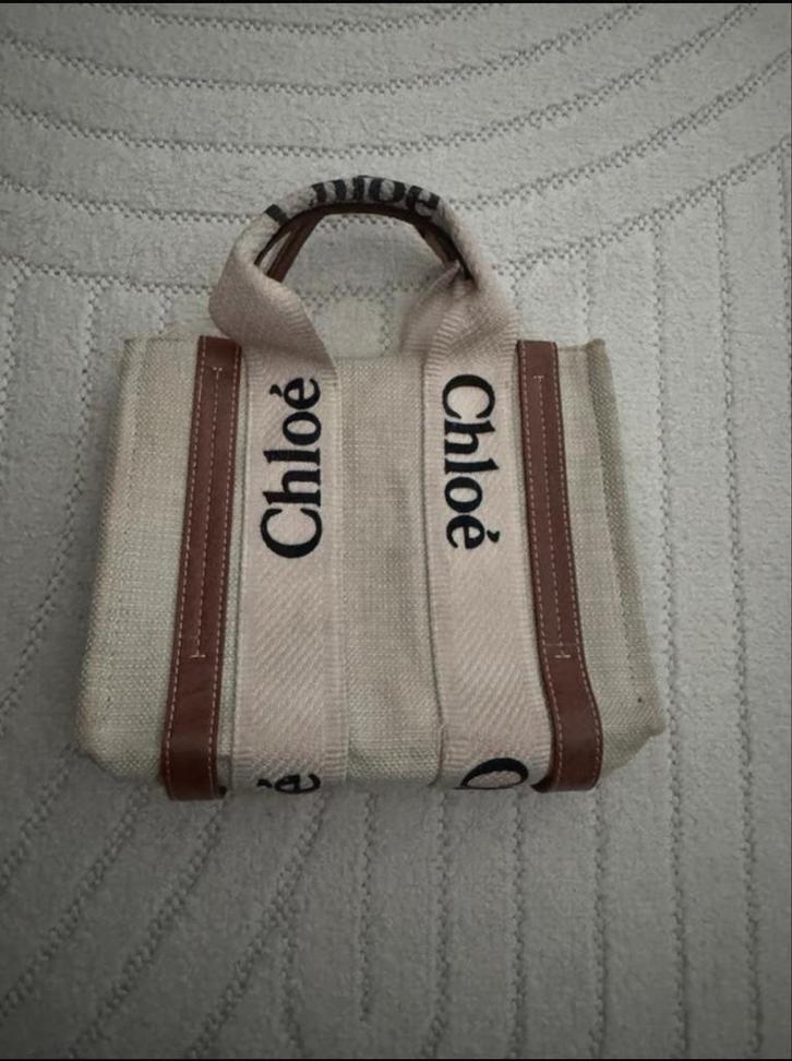 Chloé Woody Tote Bag - Zo Goed Als Nieuw!, Sieraden, Tassen en Uiterlijk, Tassen | Damestassen, Zo goed als nieuw, Handtas, Beige