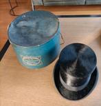 Antieke hoge hoed met originele bijpassende hoedendoos., Ophalen of Verzenden