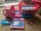 Barbie camper, huis en heel veel bedjes en accessoires, Ophalen, Zo goed als nieuw, Toebehoren