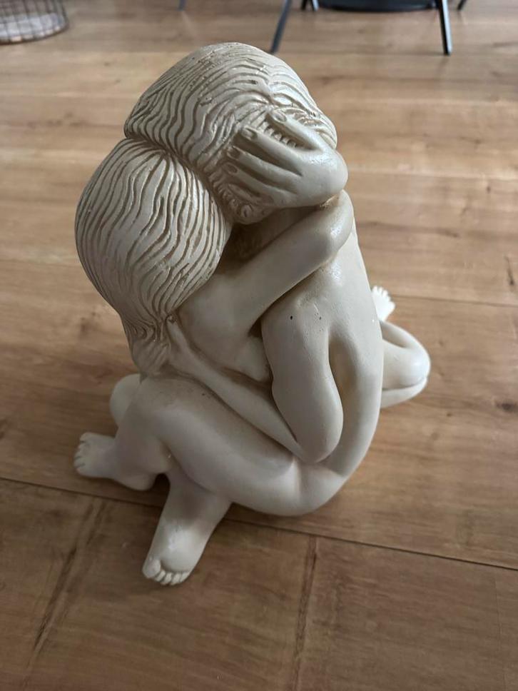 Gipsen Beeld: Innige Omhelzing, Antiek en Kunst, Kunst | Beelden en Houtsnijwerken, Ophalen