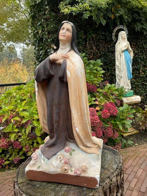 Brocante heilige beeld ❤️ knielende H. Theresia van Lisieux, Antiek en Kunst, Antiek | Religie, Ophalen of Verzenden