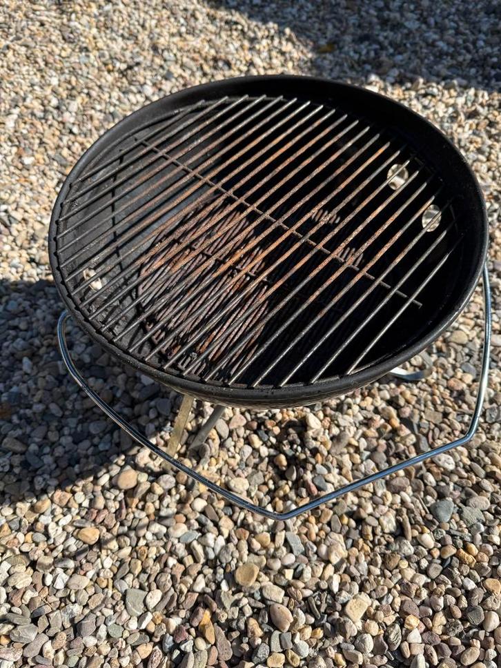 Weber BBQ Tafelmodel - Compact & Handig!, Tuin en Terras, Houtskoolbarbecues, Gebruikt, Ophalen