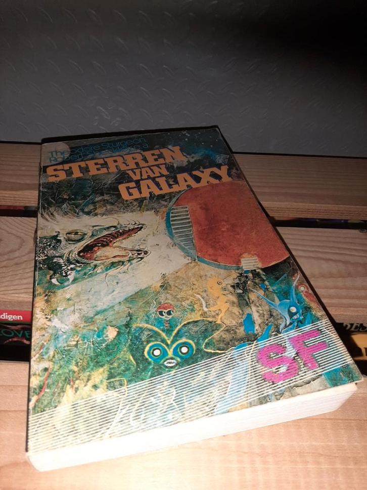 Sterren van Galaxy - Theodore Sturgeon, Boeken, Science fiction, Gelezen, Ophalen of Verzenden