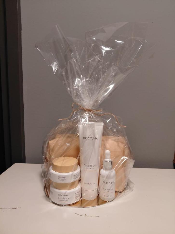 kerstpakketten en cadeaupakketten, Diversen, Kerst, Nieuw, Ophalen of Verzenden