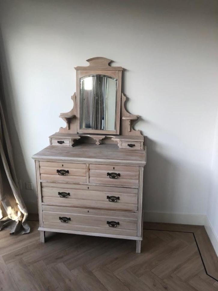 Antieke kaptafel/commode/ladekast, Antiek en Kunst, Antiek | Meubels | Kasten, Ophalen