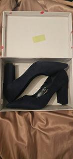 Elegante blauwe pumps - Maat 38, Kleding | Dames, Schoenen, Pumps, Blauw, Ophalen of Verzenden, Onbekend