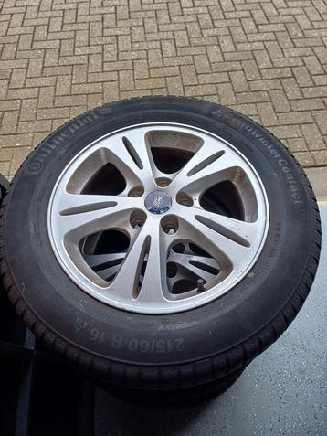 4x Ford Winterbanden 215/60 R16 Continental beschikbaar voor biedingen