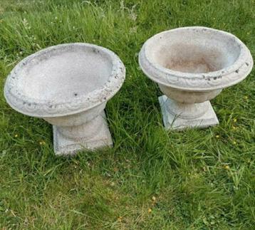 TUINVAAS,beton,Bloembak,Bloempot,Tuinornament,Engelse beschikbaar voor biedingen