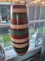 Grote Terra Cotta Vaas - Gestreept, Huis en Inrichting, Woonaccessoires | Vazen, Gebruikt, Overige kleuren, Aardewerk of Porselein