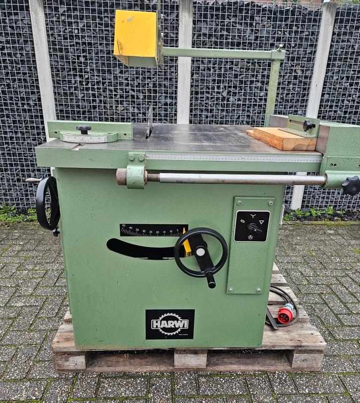 Harwi Cirkelzaag Type 130 Schuininstelbaar, Doe-het-zelf en Verbouw, Gereedschap | Zaagmachines, Gebruikt, Cirkelzaag, 1200 watt of meer