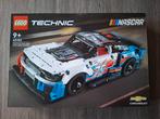 LEGO technic- NASCAR next gen Chevrolet Camaro nieuw!, Overige merken, Auto, Groter dan 1:32, Nieuw