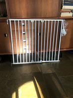 Safety 1st Wall Fix Traphekje - 62-102 cm, Ophalen, 100 tot 115 cm, Zo goed als nieuw, Metaal of IJzer