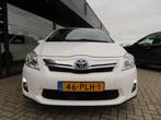 Toyota AURIS 1.8 Full Hybride Aspiration Ecc Cruise Trekhaak, Euro 5, Gebruikt, 4 cilinders, Wit