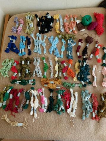 wol borduur garen beschikbaar voor biedingen