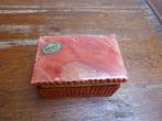 Vintage albasten doos in rood, Antiek en Kunst, Ophalen of Verzenden