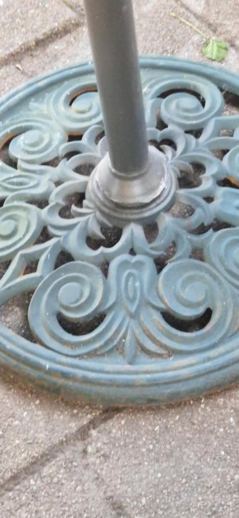 Gietijzeren ronde parasol voet (diameter 60 cm), Tuin en Terras, Tuinwanddecoratie, Gebruikt, Ophalen of Verzenden