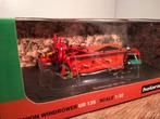 Te koop UH Holaras UR 135 Uienrooier., Hobby en Vrije tijd, Modelauto's | 1:32, Ophalen of Verzenden, Nieuw, Tractor of Landbouw