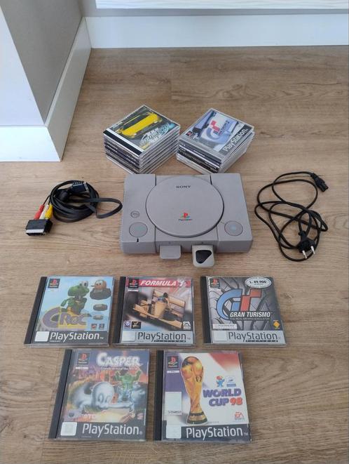 Sony PlayStation 1 met spellen, Spelcomputers en Games, Spelcomputers | Sony PlayStation 1, Gebruikt, Zonder controller, Met games