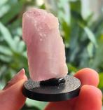 Kunziet op sokkel !UV reactief!, Sieraden, Tassen en Uiterlijk, Edelstenen, Ophalen of Verzenden, Zo goed als nieuw