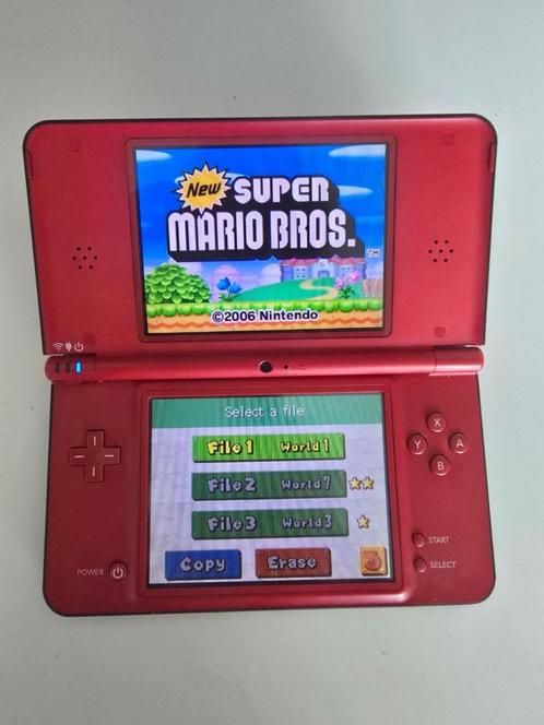 Nintendo Dsi XL 25th Anniversary Edition Incl spellen, Spelcomputers en Games, Spelcomputers | Nintendo DS, Gebruikt, Dsi, Rood